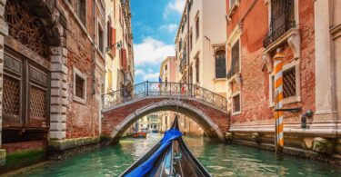 Private Gondelfahrt in Venedig: Entdecken Sie die Rialtobrücke